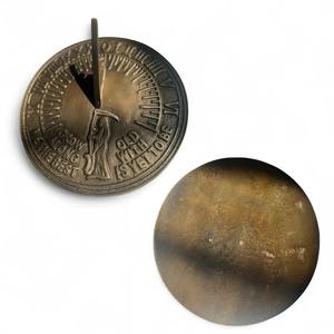 Reloj de Jardín de Metal Moderno Grabado y Pulido - TEMPUS FUGIT - Bronce Envejecido - Product Image 3