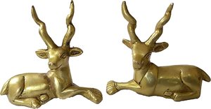 Sculpture de cerf en laiton décorative de Noël à l'intérieur et à l'extérieur avec statue en métal poli pour étagères Statue de cerf décorative - Product Image 3