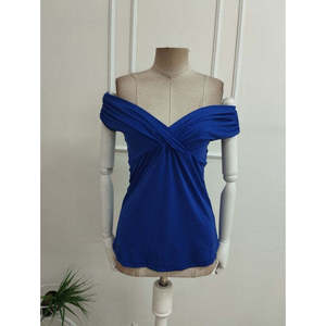 Blusa Sandy con Cuello Madonna y Detalle Fruncido para Mujer, 37958 - Azul - Product Image 6