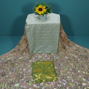 Conjunto de Vestido Dirac Fransawi de Chifón Liso con Cuentas Somalíes de Lujo, Diseño Floral Intrincado de Alta Calidad, Elegancia Atemporal - Product Image 5