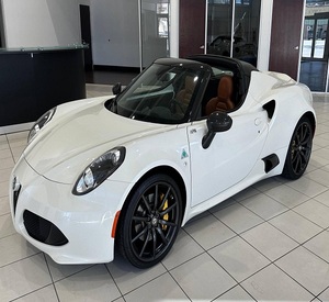 AL-FA ROMEO 4C SPIDER 2016 - Product Image 1