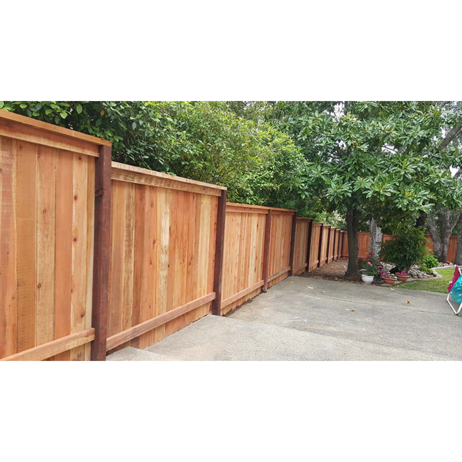 Hot Sale Top Quality Baixo Preço De Madeira Privacy Fence Impermeável e à prova de fogo WPC composto cerca painel