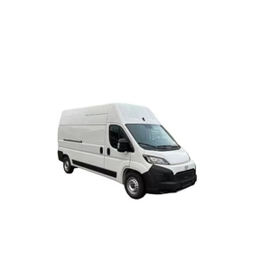Nouveau Toyota Proace (Verso) L2 2024, boîte manuelle, transmission diesel, 3 places - Product Image 1