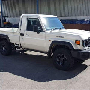 Toyota Land Cruiser 79 Pick-up Simple Cabine 2.8L automatique 2024 propre, occasion, prêt à être expédié - Product Image 1