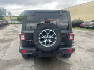 SUV Todoterreno 4x4 2025, SUV Automático Usado, Disponible con Volante a la Izquierda/Derecha, Interior de Cuero de Lujo - Product Image 4