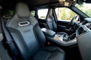 RANGE ROVER SPORT SVR 2019 MÁS VENDIDO, MOTOR V8 SUPERCARGADO DE 575 HP, TRACCIÓN EN LAS CUATRO RUEDAS, AZUL ESTORIL METÁLICO - Product Image 4