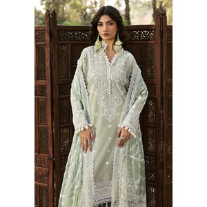 ชุดสูทผ้าลอนปักเลื่อมสำหรับผู้หญิง 3 ชิ้น พร้อมผ้าคลุมไหล่ชีฟอง PM-62023 - Product Image 5