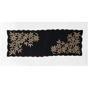 Chemin de table brodé élégant en fleurs et feuilles colorées et détails perlés chemin décoratif idéal en table à manger - Product Image 2