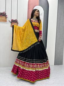 Kreation startet Navratri Special Lehenga Choli Cups aus reiner Baumwolle Ja Größe <span class=keywords><strong>M</strong></span> bis L Marge XL bis 2xl Marge - Product Image 6