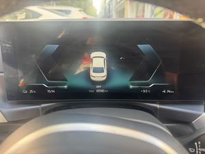 BMW I3 2024, Sedán de 4 Puertas y 4 Asientos, Diésel Turbo, Auto Usado, Transmisión Automática, Asientos de Cuero, Techo Corredizo, Volante a la Izquierda, Color Oscuro, R18 - Product Image 5