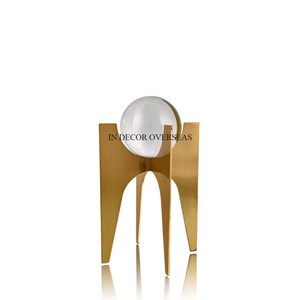 Dernier modèle arrivée de haute qualité plaqué or de qualité supérieure en métal fabriqué à l'aspect attrayant Sculpture fournitures de décoration de table - Product Image 3