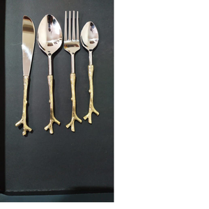 Ensembles de couverts sur le thème de la nature en laiton sur mesure avec conception de brindilles végétales disponibles avec cuillère et fourchette idéales pour la revente - Product Image 1