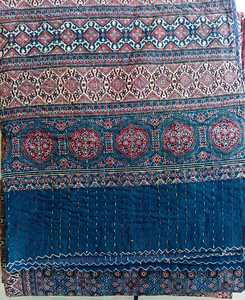 Cubrecama Kantha King Size de Algodón Puro, Patchwork Gudri, Técnica de Bordado Artesanal India, Lavable - Product Image 2