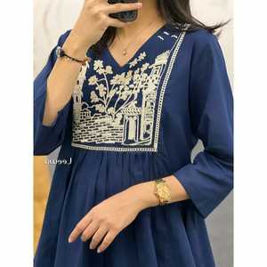 คงความเย็นและทันสมัยด้วยชุดเชือกที่มีน้ำหนักเบาและชุดสายไฟที่ใส่สบาย - Product Image 4