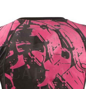 Parches personalizados de protección contra sarpullidos para mujer con estampado multicolor, ropa atlética diseñada para sarpullidos hechos de Pakistán - Product Image 4