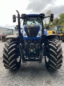 Tracteur à chenilles 4x4 de 16 CV pour jardin, modèle T7.230, année 2021, à vendre - Product Image 3