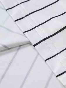 Camiseta de fútbol americano de manga corta con sublimación gráfica marrón a rayas con cuello en V de 220G Unisex, ropa de calle transpirable de gran tamaño - Product Image 5