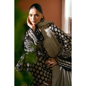 Ensemble de costume imprimé pour femme -BBAROQUE, 3 pièces, comprenant une chemise, un dupatta et un pantalon - Modèle IC-2513 - Product Image 4