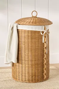 Round Rattan Lidded Scalloped Wicker Hamper And White Fabric Liner Woven Clothes <b>Basket</b> <b>With</b> <b>Handle</b> For Bathroom Bedroom Storage - Product Image 4