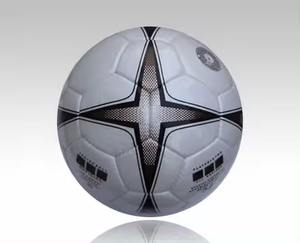 Ballons de football cousus à la main à 4 couches avec vessie en latex, fabriqués à Sialkot - Product Image 6