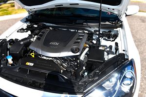 HYUNDAI GENESIS C0UPE 3.8 R-SPEC 2013 USADO, VOLANTE A LA IZQUIERDA/DERECHA - Product Image 6