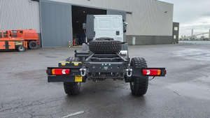 SUV d'occasion 4x4 Euro V Hybride Électrique Cuir Foncé Transmission Automatique 6 Vitesses 8 Cylindres - Product Image 5