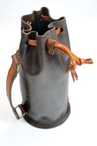 Porte-bouteille de vin monogramme personnalisé fabriqué à la main en cuir véritable porte-bouteille portable pour les fêtes OEM-ALW - Product Image 3