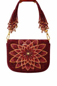 Bolso de Hombro Artesanal con Cuentas, Elegante Bolso de Mano para Eventos y Fiestas - Product Image 3
