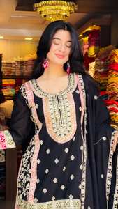 Impresionante traje recto con estampado de Greenbandhej con tops largos Pure Crepe Palazzo Gorgeous Beadwork Dupatta Todos emparejados - Product Image 3