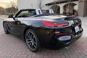 Voiture d'occasion fiable BMW Z4 sDrive30i Turbo 4 cylindres 2022 - Product Image 2