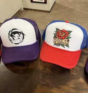 Vente en gros de casquettes de baseball brodées avec logo personnalisé casquettes de baseball en mousse blanche avec panneau avant en coton style de performance à la mode - Product Image 4