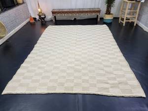 Tapis berbère fabriqué à la main tapis à poils longs de taille personnalisée pour salle à manger tapis à carreaux blancs laine de mouton tapis marocain touffeté à la main - Product Image 2