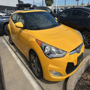 HYUNDAI VELOSTER 2016 USADO, CON VOLANTE A LA IZQUIERDA/DERECHA, TRACCIÓN DELANTERA, CON INTERIOR AMARILLO - Product Image 1