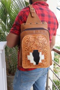 Riñonera occidental de piel de vaca hecha a mano para mujer, bolso de cuero de estilo vintage para mujer, riñonera cruzada, riñonera versátil - Product Image 6