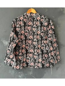 Veste Kantha en coton faite à la main pour femmes broderie imprimée de blocs floraux décorée bouton de manteau court respirant tissé hiver - Product Image 2