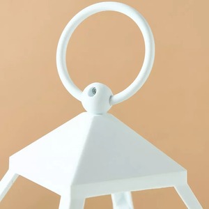 โคมไฟหลุมฝังศพอลูมิเนียมที่มีแม่ลายใบไม้ออกแบบสีได้เองทั้งในร่มและกลางแจ้งบ้านและสวนฟ้าผ่าดีไซน์คลาสสิก - Product Image 4