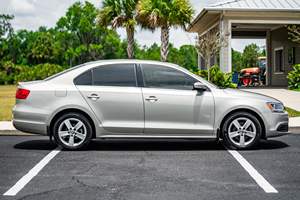 VOLKSWAGEN JETTA TDI 2013 USADO, Volante a la Izquierda/Derecha - Product Image 3