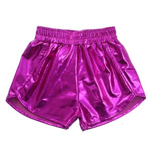 Vente en gros d'usine de shorts d'été de couleur unie pour filles shorts en tissu métallique pour filles shorts de gym taille haute en cuir artificiel - Product Image 3