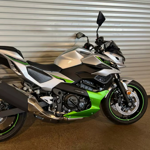 Motocicleta Kawasaki Z7 Hybrid ABS 451cc Nueva, Lista para Exportar a Todo el Mundo - Product Image 2