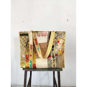 กระเป๋าผ้าไหมงานเย็บปะทำมือทำจากผ้าควิลท์พิมพ์ลายด้วยมือกระเป๋าโท้ทใบใหญ่แบบย้อนกลับได้เป็นมิตรกับสิ่งแวดล้อม - Product Image 5