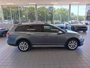 Volkswagen Golf Alltrack S E L 2022 Usado en Buen Estado, 1 Dueño, Motor Turbo de 4 Cilindros, Tracción en las Cuatro Ruedas, Interior Marrón Marrakesh, Sin Modificaciones - Product Image 3