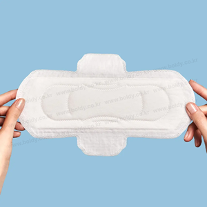Happy Moonday - Toallas Sanitarias Grandes de Algodón Orgánico con Alta Absorbencia y Estructura Transpirable Ultra Suave para la Higiene Femenina - Product Image 3