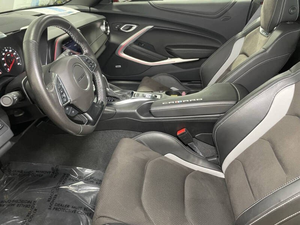 2024 Chev.rolet Camaro LT 2dr Convertible con 3LT perfectamente - Product Image 2