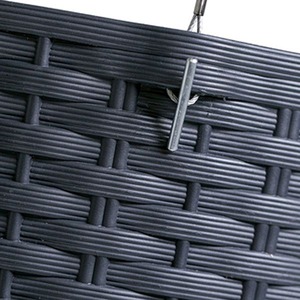 Maceta redonda Rato W de 8.9 litros con gancho en color ocre oscuro con maceta interior de 25.6 x 25.6 x 21.9 cm - Product Image 6