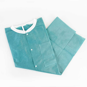 Uniforme médico unisex y bata blanca de laboratorio, bata de hospital protectora no tejida desechable, uniforme de enfermera para uso clínico - Product Image 3