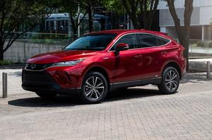 Toyota Venza hybride turbo écologique d'occasion 2021 avec faible kilométrage - Product Image 6