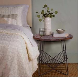 โต๊ะข้างโซฟาไม้ดีไซน์ทันสมัย แข็งแรง ทนทาน เป็นมิตรกับสิ่งแวดล้อม ผลิตด้วยมือ ใช้งานได้หลากหลาย เหมาะสำหรับห้องนั่งเล่นและโถงทางเดิน - Product Image 1