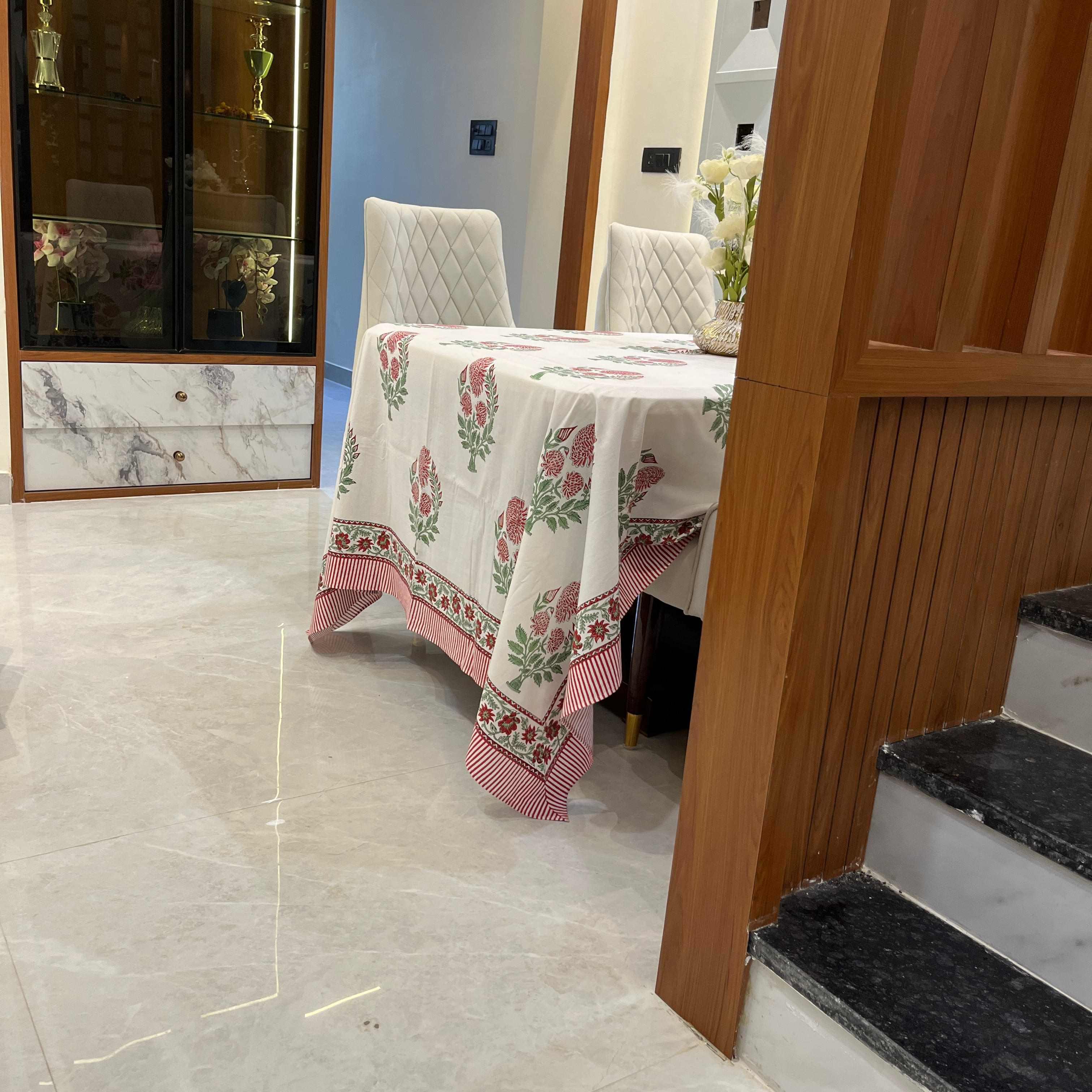 อาเบเลีย กรีน, ดอกไม้สีชมพู