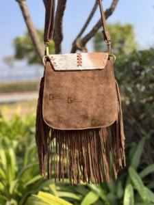 Sac à main à bandoulière bohème élégant pour femmes en fourrure de vachette Nylon cuir frange gland embelli multi-usage mode décontractée 'Letter' - Product Image 4