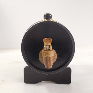 Vente en gros de fût de vieillissement en bois de chêne de 1L avec support et robinet, <span class=keywords><strong>petit</strong></span> fût à whisky personnalisé pour le stockage de spiritueux, de brandy et de <span class=keywords><strong>vin</strong></span> - Product Image 4